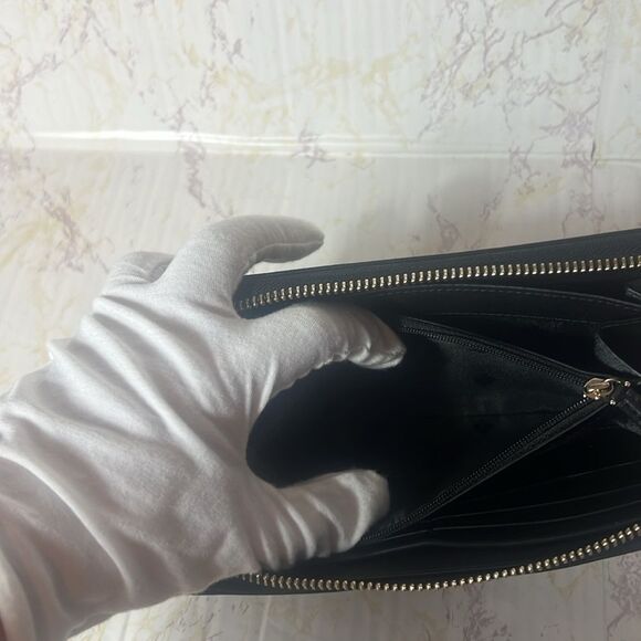 KATE SPADE BLACK AND GOLD LONG LEATHER ZIPPER WALLET - Picture 8 of 11